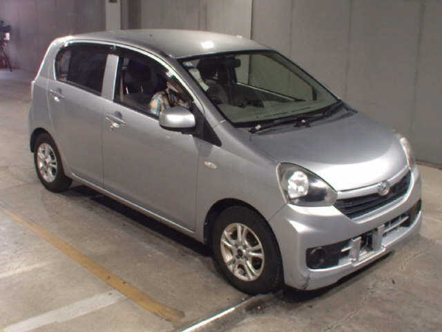 DAIHATSU MIRA — фото
