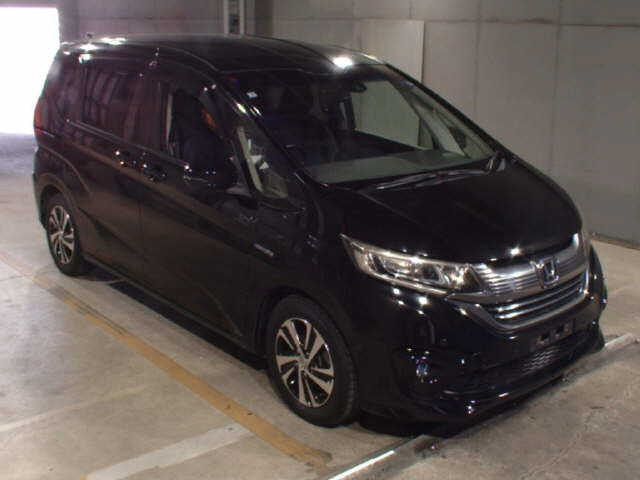 HONDA FREED — фото