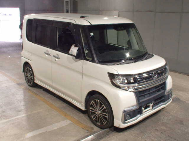 DAIHATSU TANTO — фото