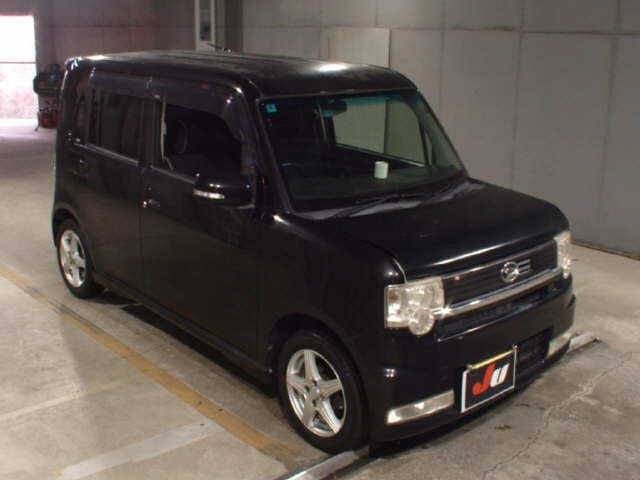 DAIHATSU MOVE — фото