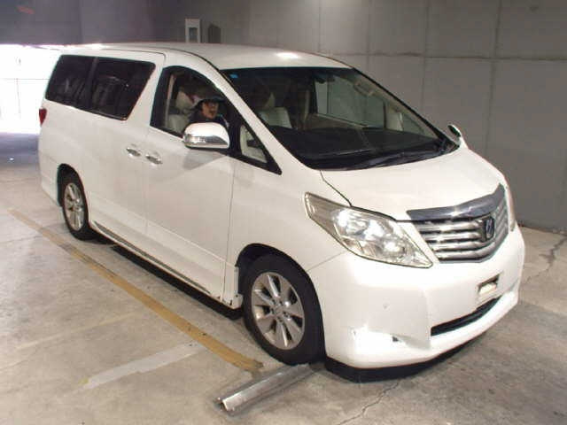 TOYOTA ALPHARD — фото