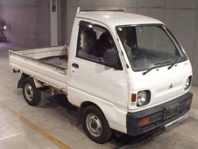 MITSUBISHI MINICAB — фото