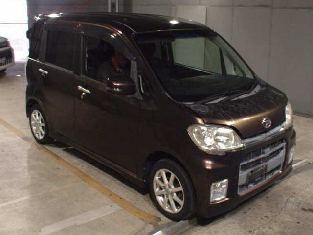 DAIHATSU TANTO — фото