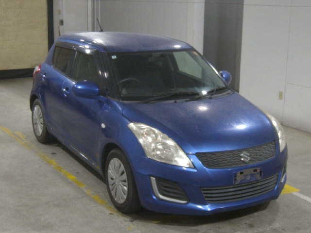 SUZUKI SWIFT — фото