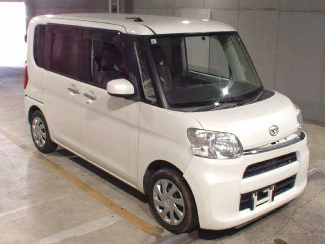 DAIHATSU TANTO — фото