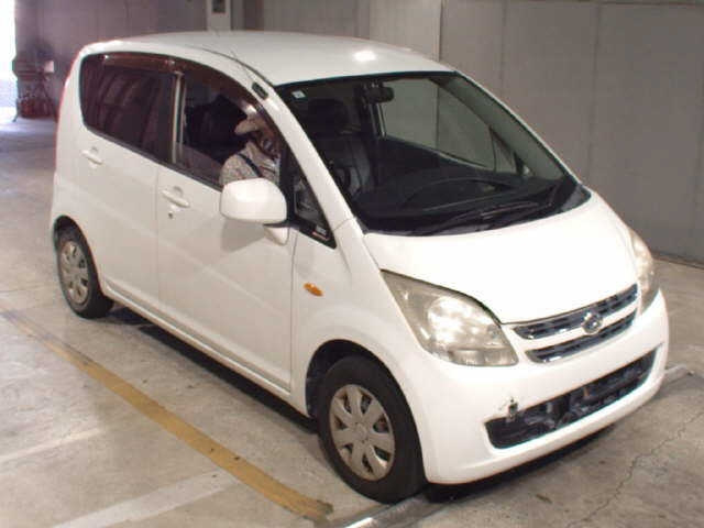 DAIHATSU MOVE — фото