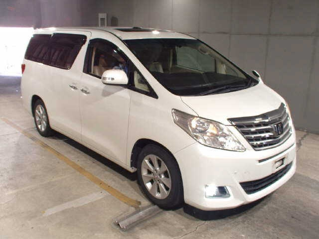 TOYOTA ALPHARD — фото