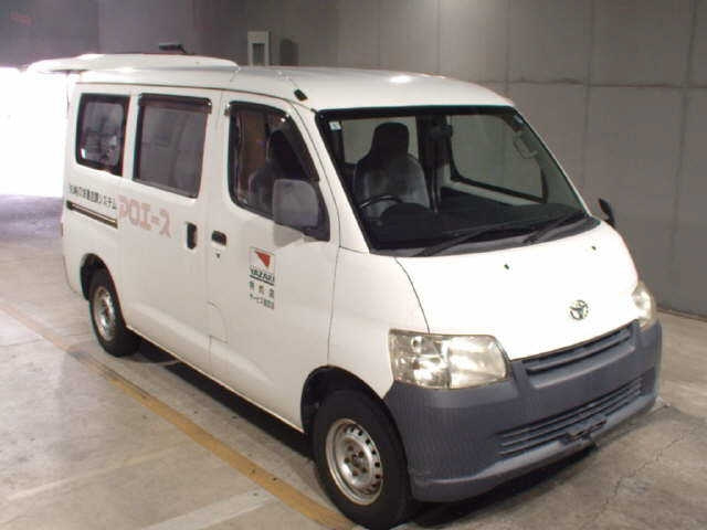 TOYOTA TOWN ACE VAN