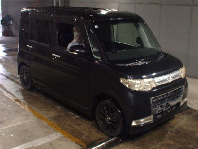 DAIHATSU TANTO — фото