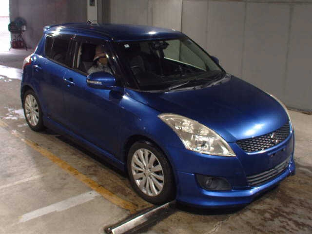 SUZUKI SWIFT — фото