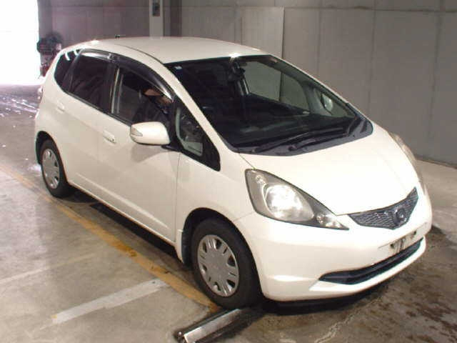 HONDA FIT — фото