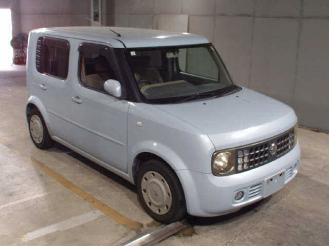 NISSAN CUBE — фото
