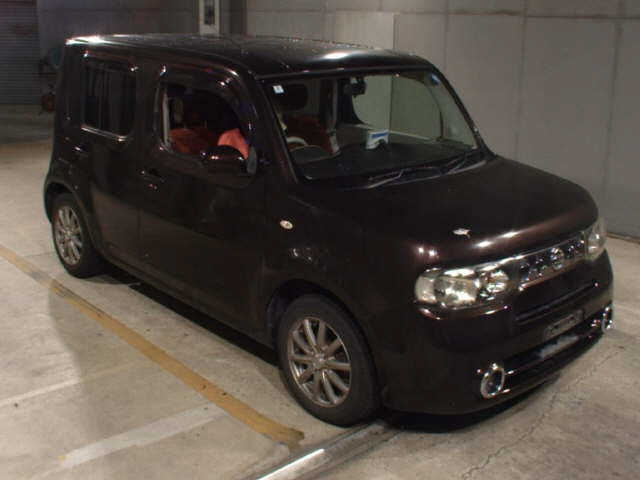 NISSAN CUBE — фото