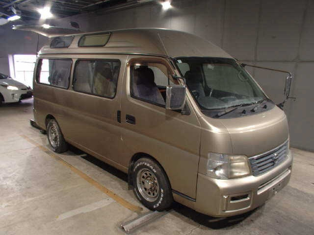 NISSAN CARAVAN — фото