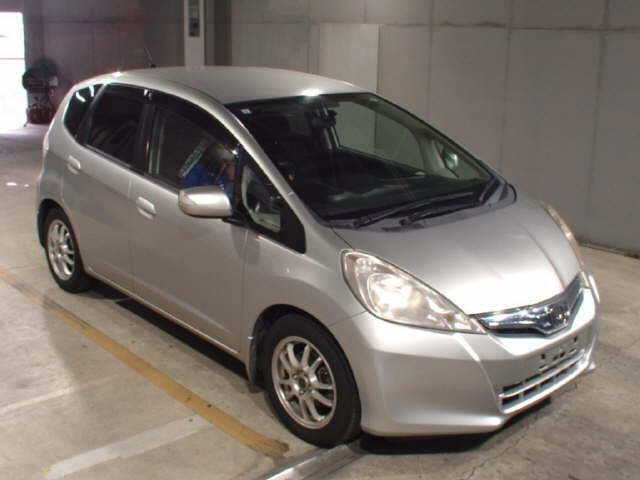 HONDA FIT — фото