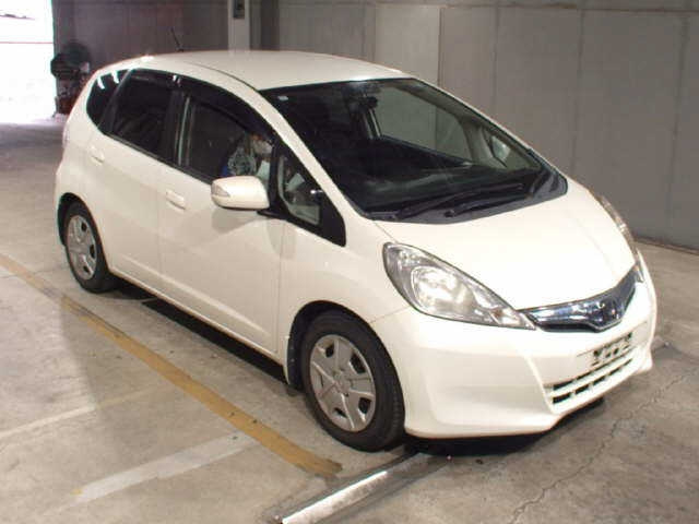 HONDA FIT — фото