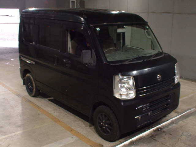 NISSAN CLIPPER — фото