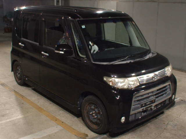 DAIHATSU TANTO — фото