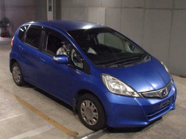 HONDA FIT — фото