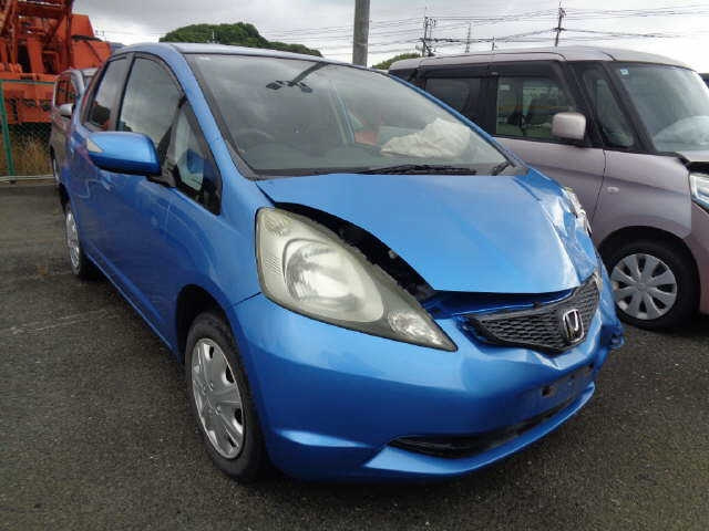 HONDA FIT — фото