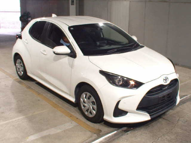 TOYOTA YARIS — фото