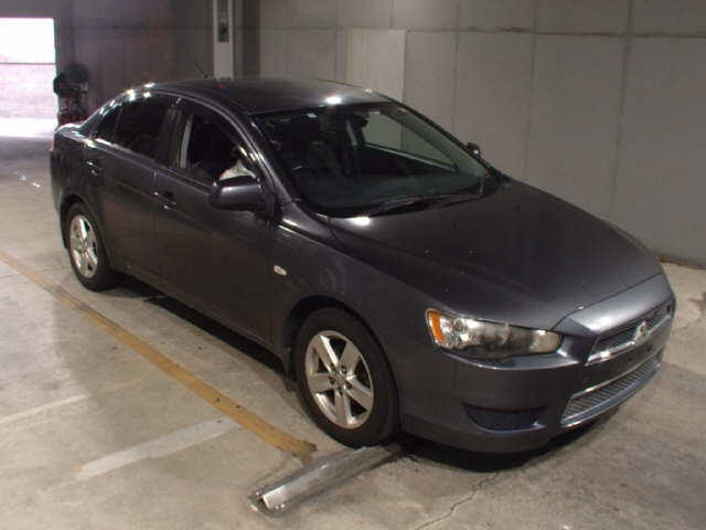MITSUBISHI GALANT — фото