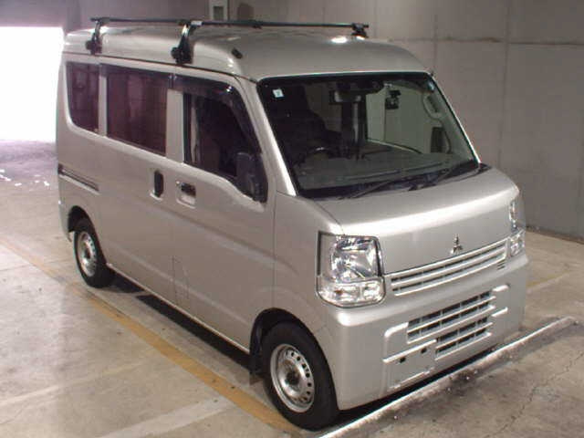 MITSUBISHI MINICAB — фото