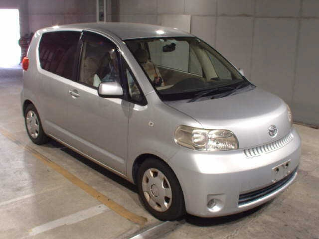 TOYOTA PORTE — фото