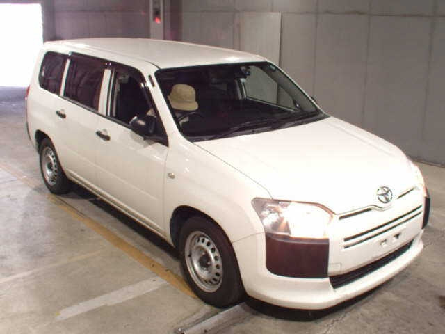 TOYOTA PROBOX — фото