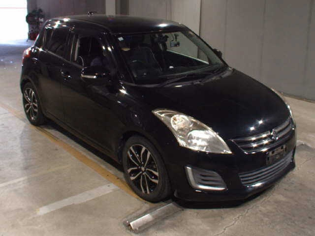 SUZUKI SWIFT — фото