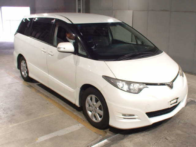 TOYOTA ESTIMA — фото