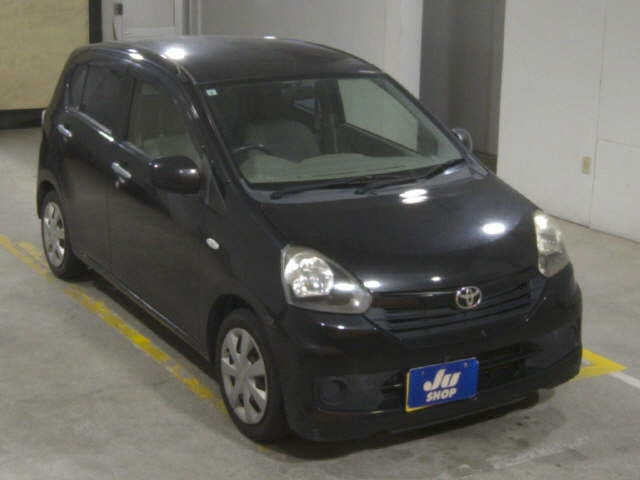TOYOTA PIXIS — фото