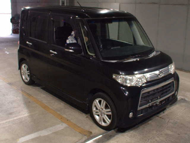DAIHATSU TANTO — фото