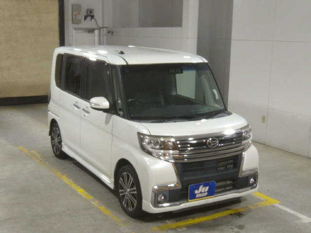 DAIHATSU TANTO — фото
