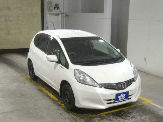 HONDA FIT — фото