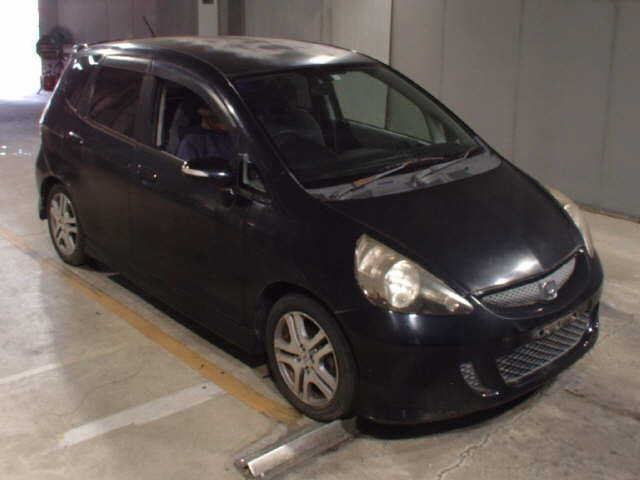 HONDA FIT — фото