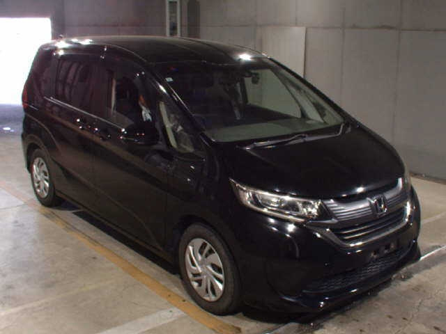 HONDA FREED — фото