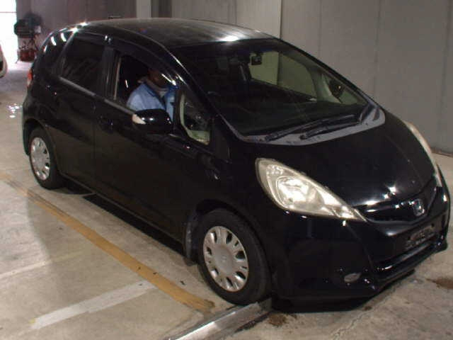 HONDA FIT — фото