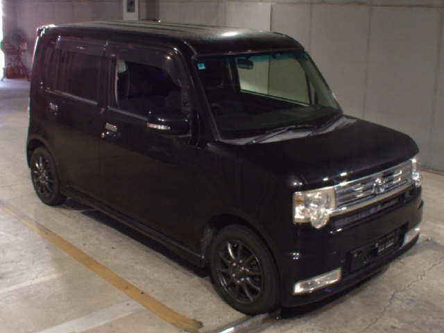 TOYOTA PIXIS — фото