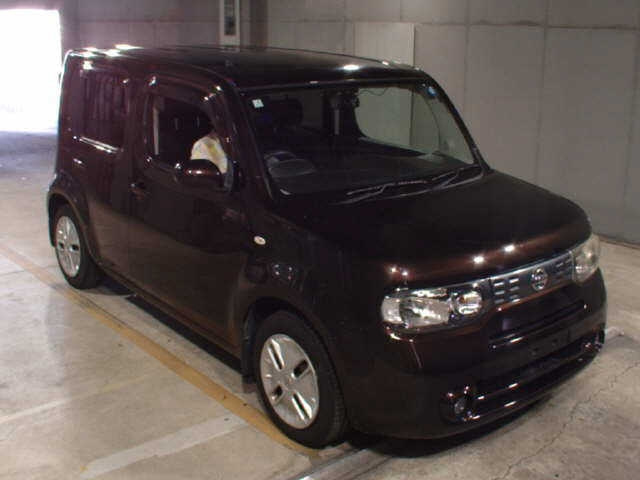 NISSAN CUBE — фото