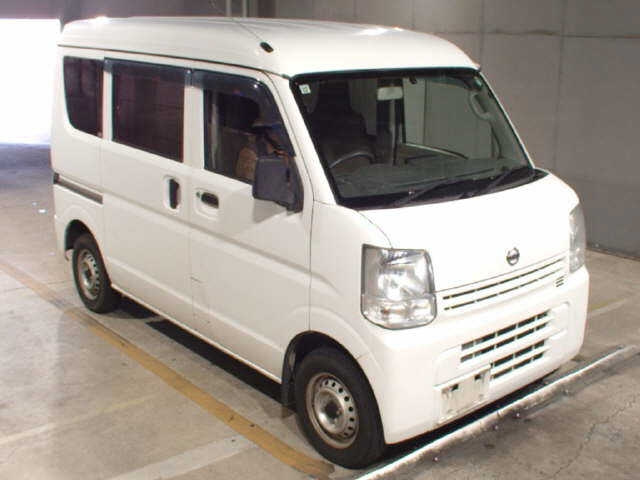 NISSAN CLIPPER — фото