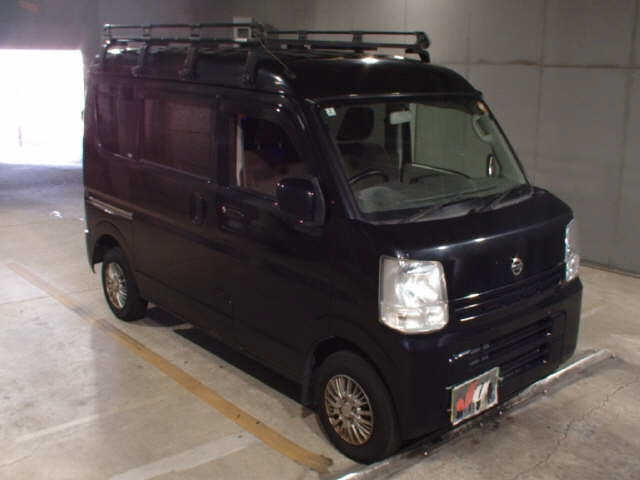NISSAN CLIPPER — фото