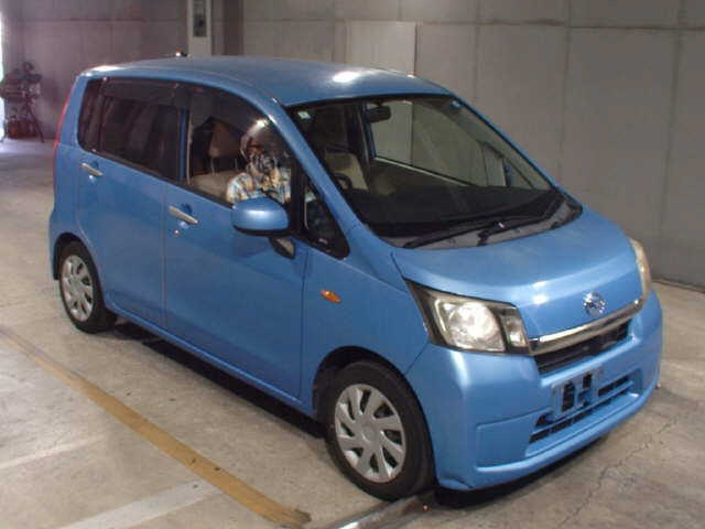 DAIHATSU MOVE — фото