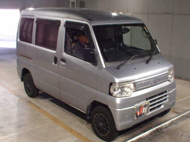 MITSUBISHI MINICAB — фото