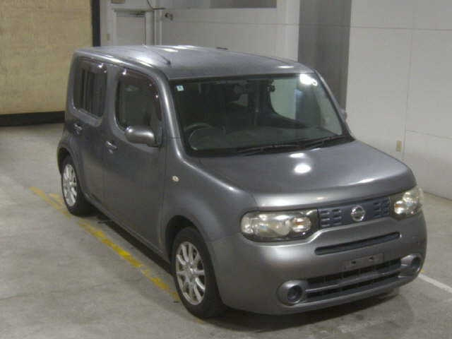 NISSAN CUBE — фото