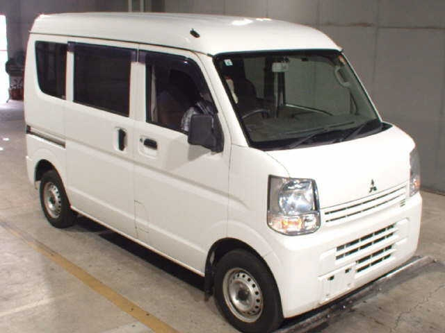 MITSUBISHI MINICAB — фото