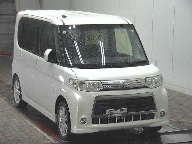 DAIHATSU TANTO — фото
