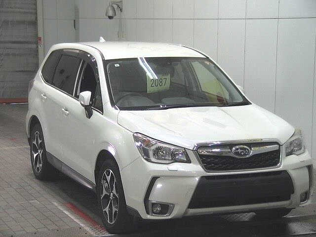 SUBARU FORESTER — фото