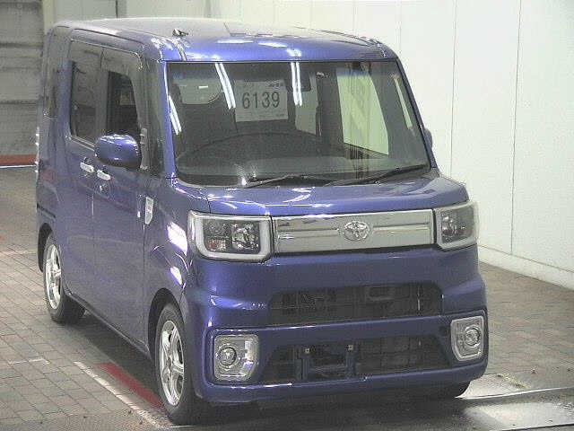 TOYOTA PIXIS — фото