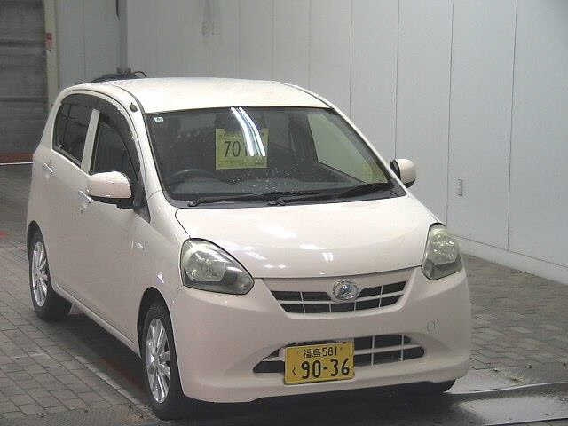 DAIHATSU MIRA — фото